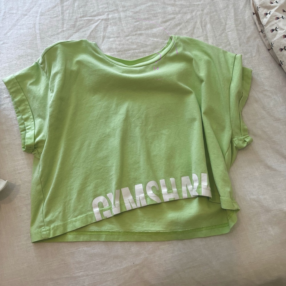 GymshRk Crop Tee